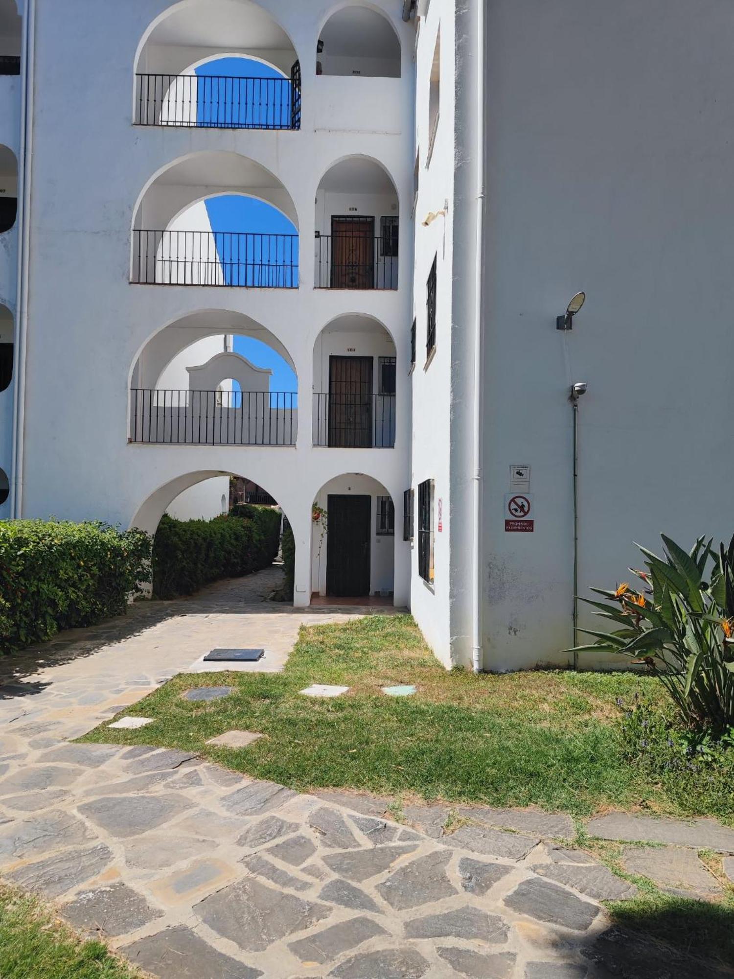 Studio In Calypso,Calahonda 200 Metres From The Beach Sitio de Calahonda Exterior photo