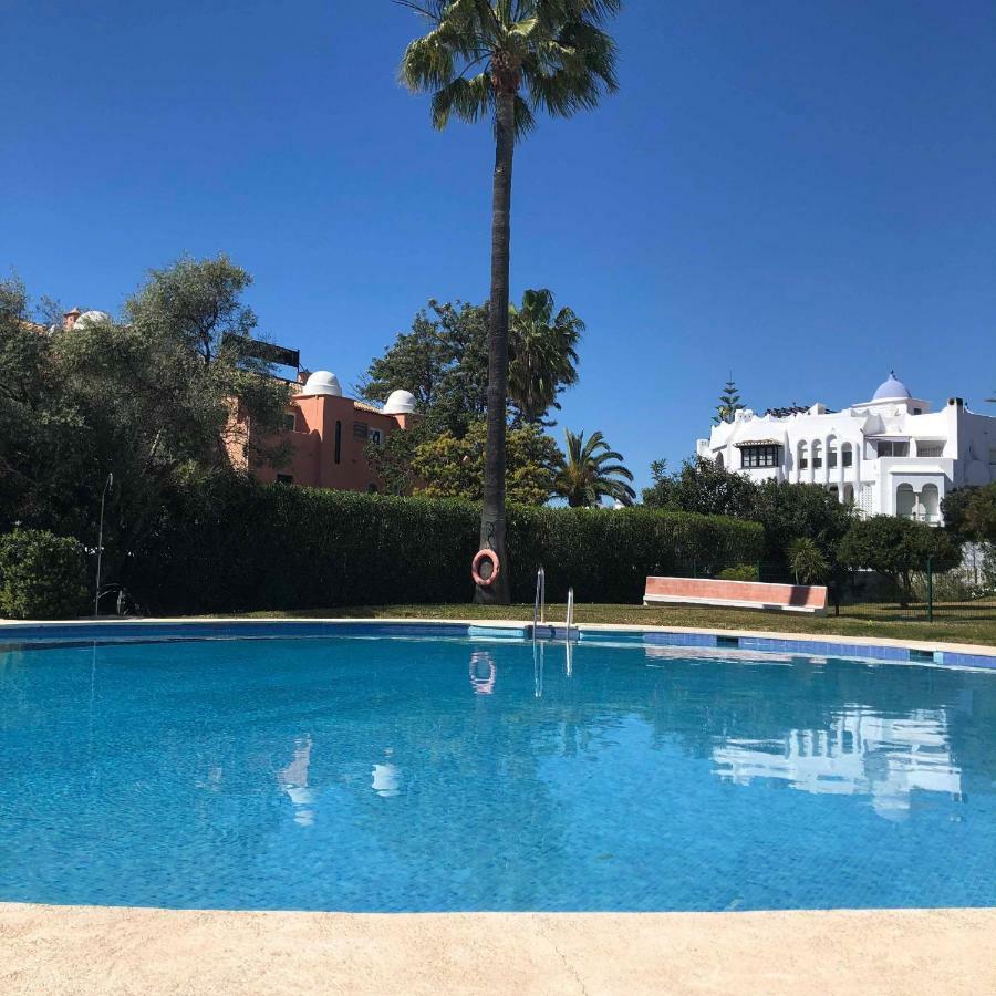 Studio In Calypso,Calahonda 200 Metres From The Beach Sitio de Calahonda Exterior photo